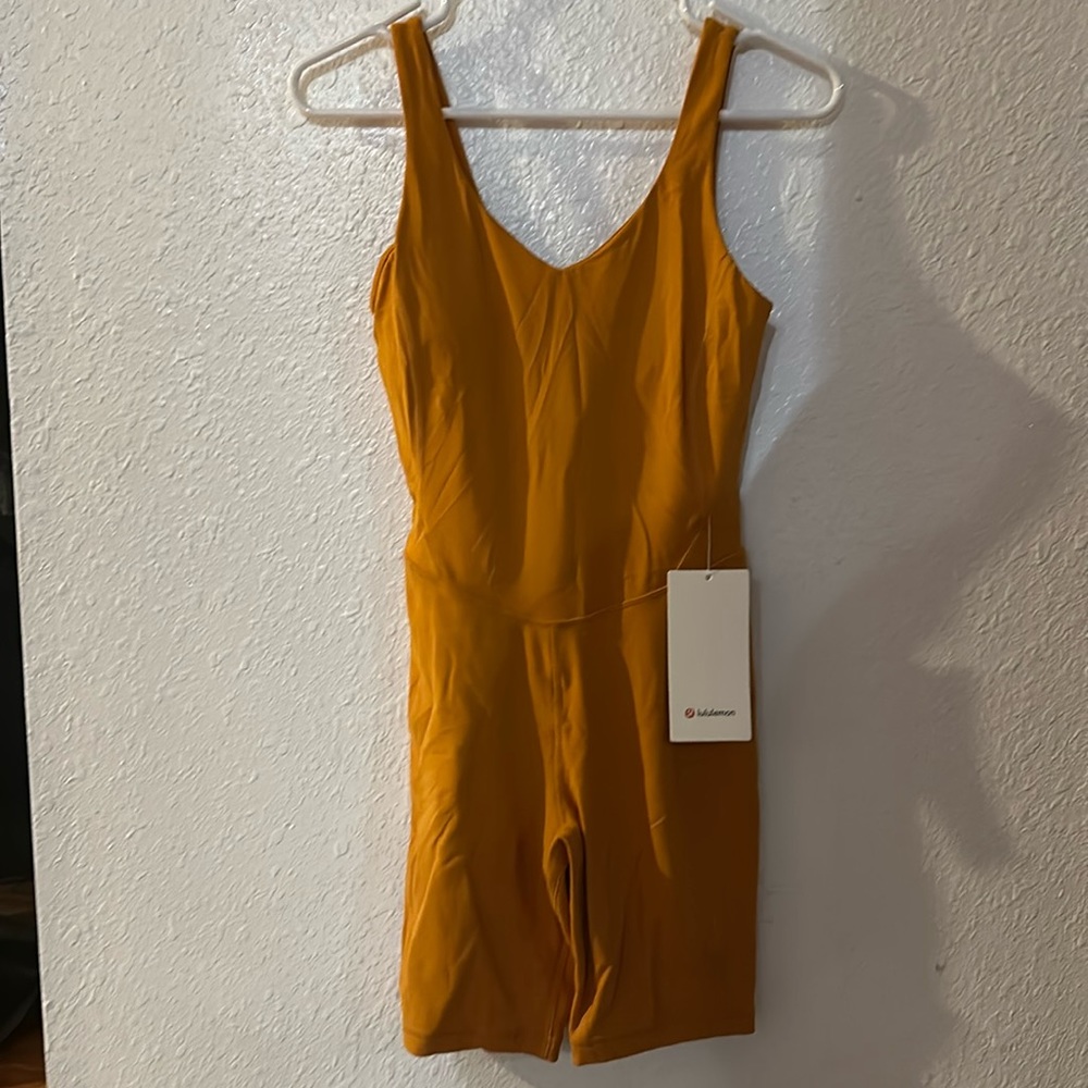 Lululemon Align bodysuit 8”